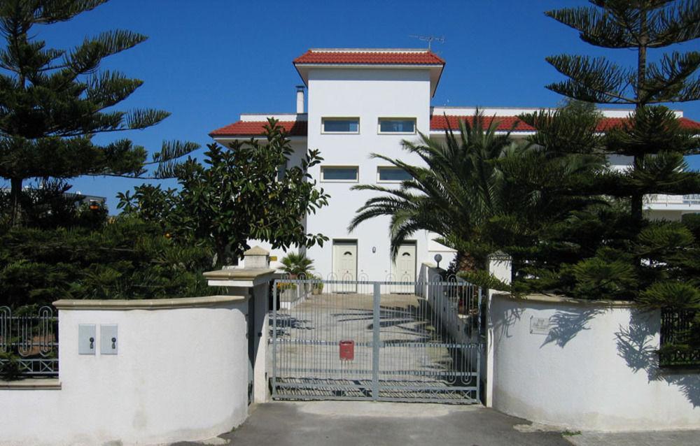 B&B Villa Teresa Lecce Exterior foto